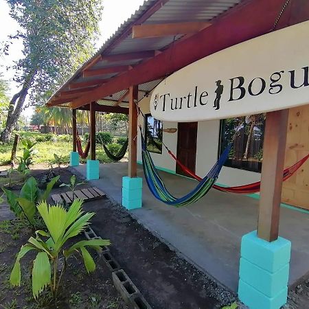 Hotel Casa turtle Bogue Tortuguero Exterior foto